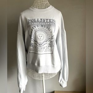 Hollister Mid Crop Festival Sweatshirt